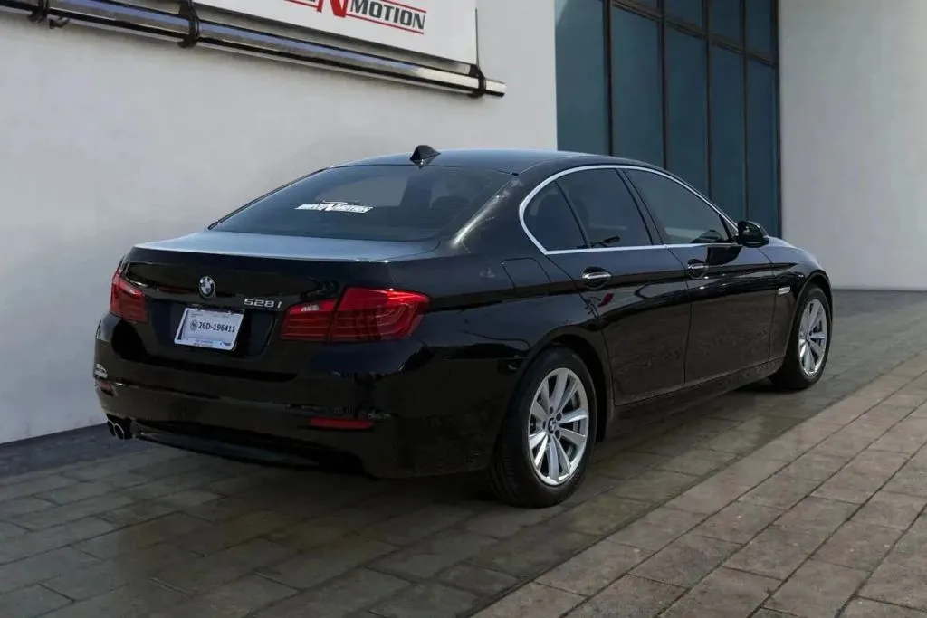 More photos of 2015 BMW 5 Series 528i Sedan 4D at Drive N-Motion Thornton, CO