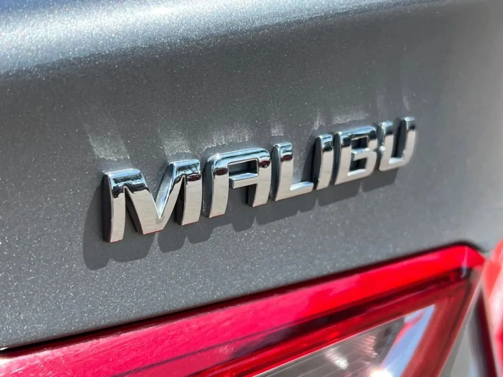Chevrolet Malibu photo 11
