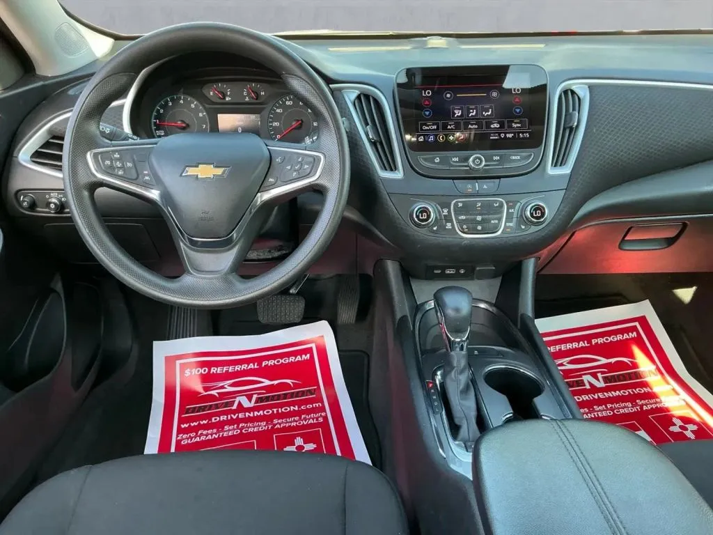 Chevrolet Malibu photo 16