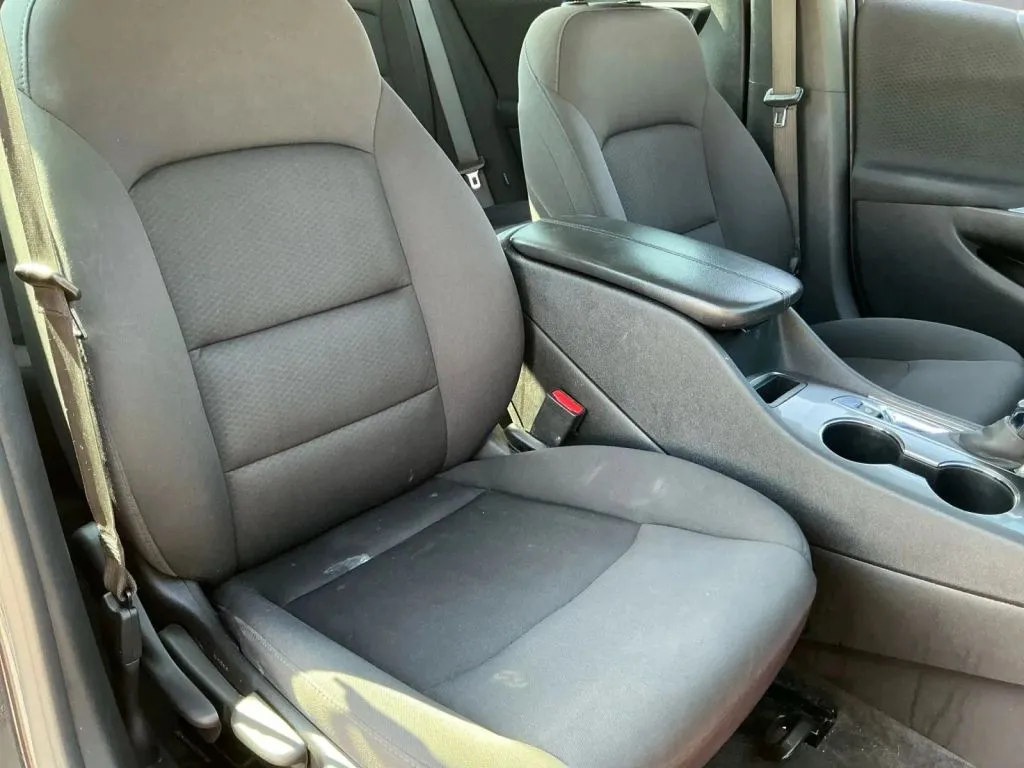 Chevrolet Malibu photo 22