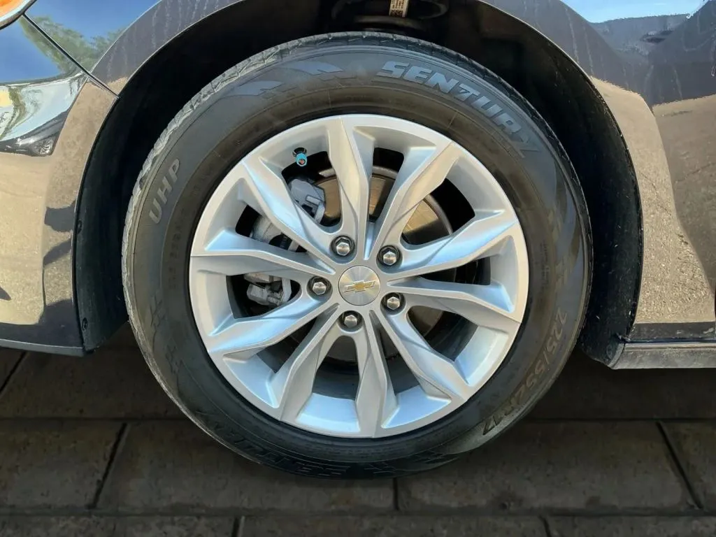 Chevrolet Malibu photo 24