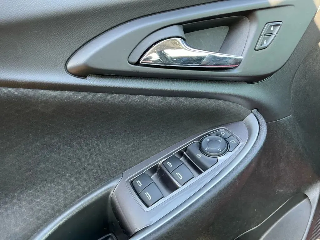 Chevrolet Malibu photo 11
