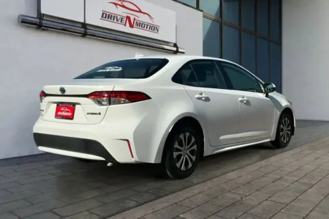 More photos of 2022 Toyota Corolla Hybrid LE Sedan 4D at Drive N-Motion Thornton, CO
