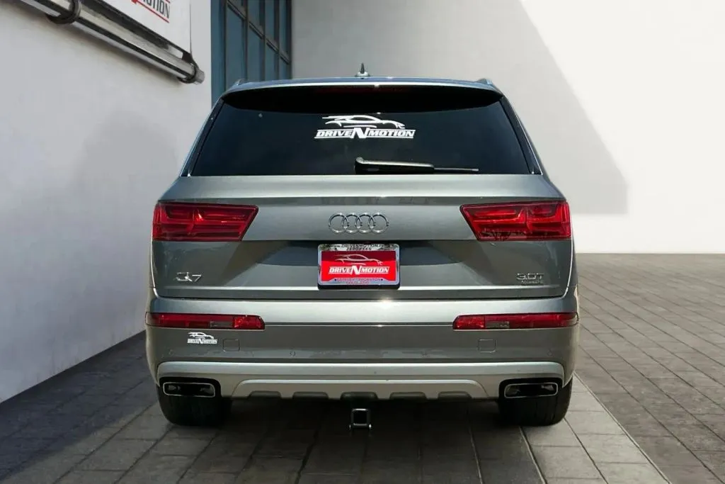 More photos of 2018 Audi Q7 3.0T Premium Plus Sport Utility 4D at Drive N-Motion Thornton, CO