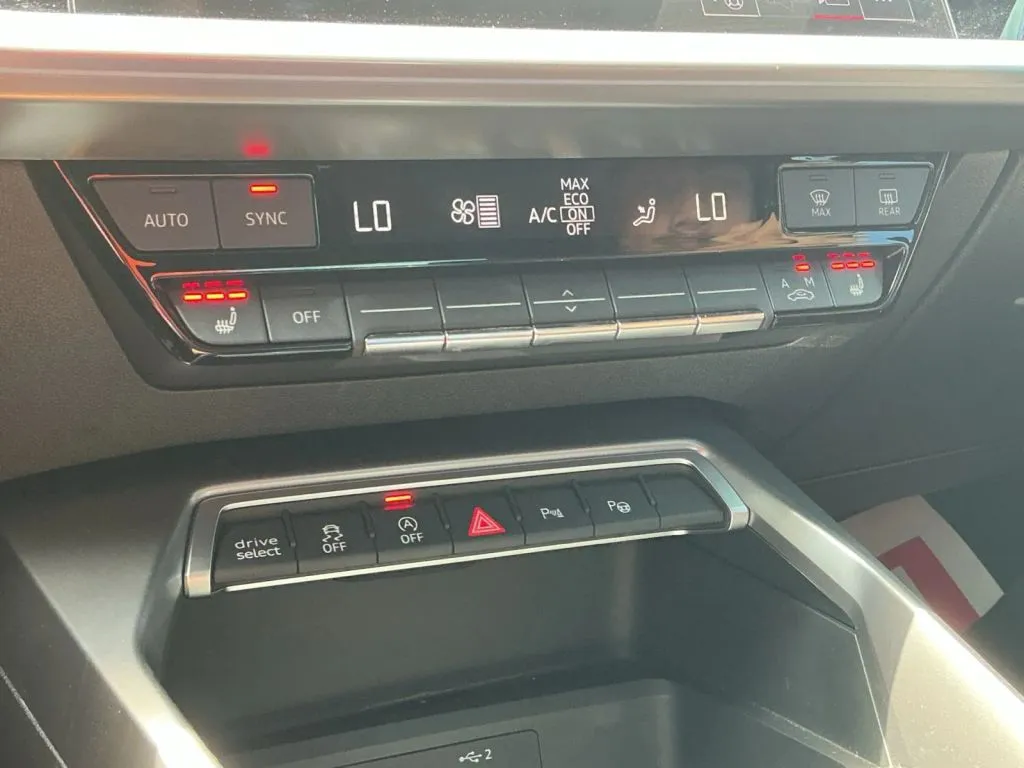 Audi A3 photo 32