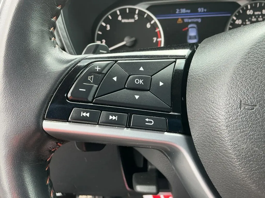 Nissan Altima photo 26
