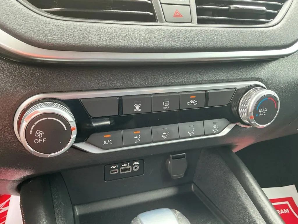 Nissan Altima photo 30