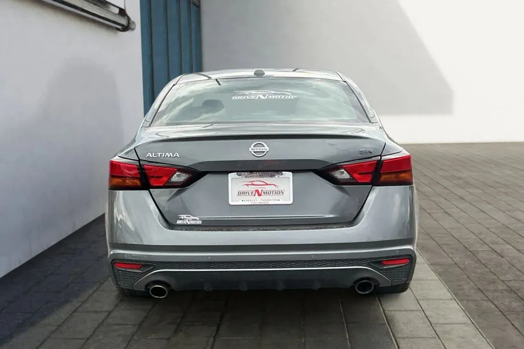 More photos of 2021 Nissan Altima 2.5 SR Sedan 4D at Drive N-Motion Thornton, CO