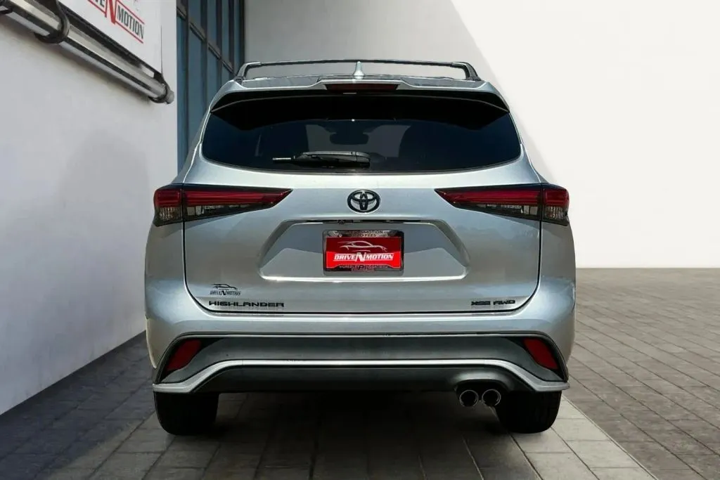More photos of 2023 Toyota Highlander XSE Sport Utility 4D at Drive N-Motion Thornton, CO