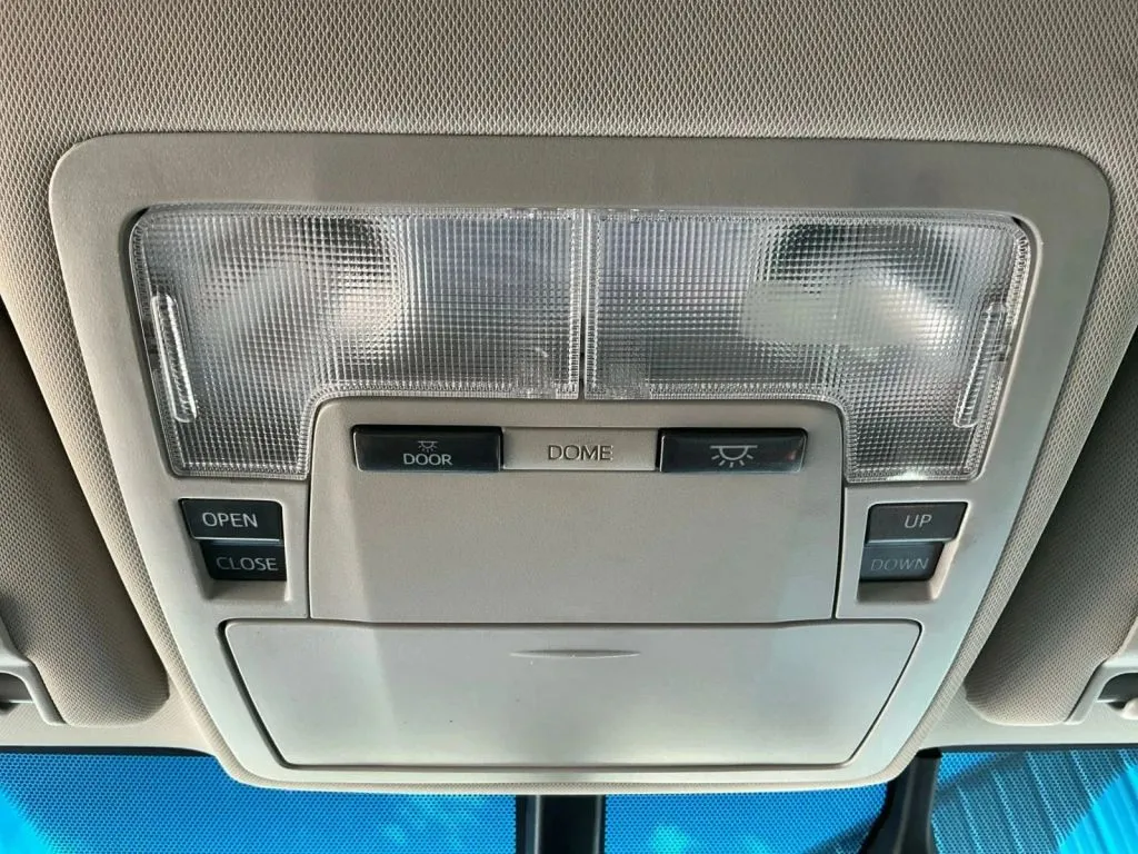 Toyota Avalon photo 36