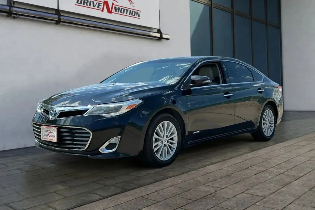Toyota Avalon photo 7