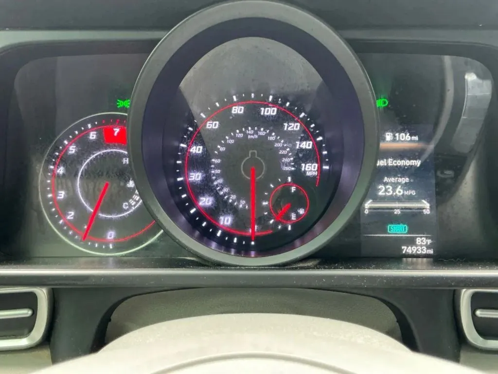 Hyundai Elantra photo 25