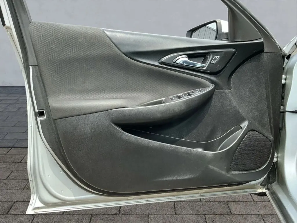 Chevrolet Malibu photo 10