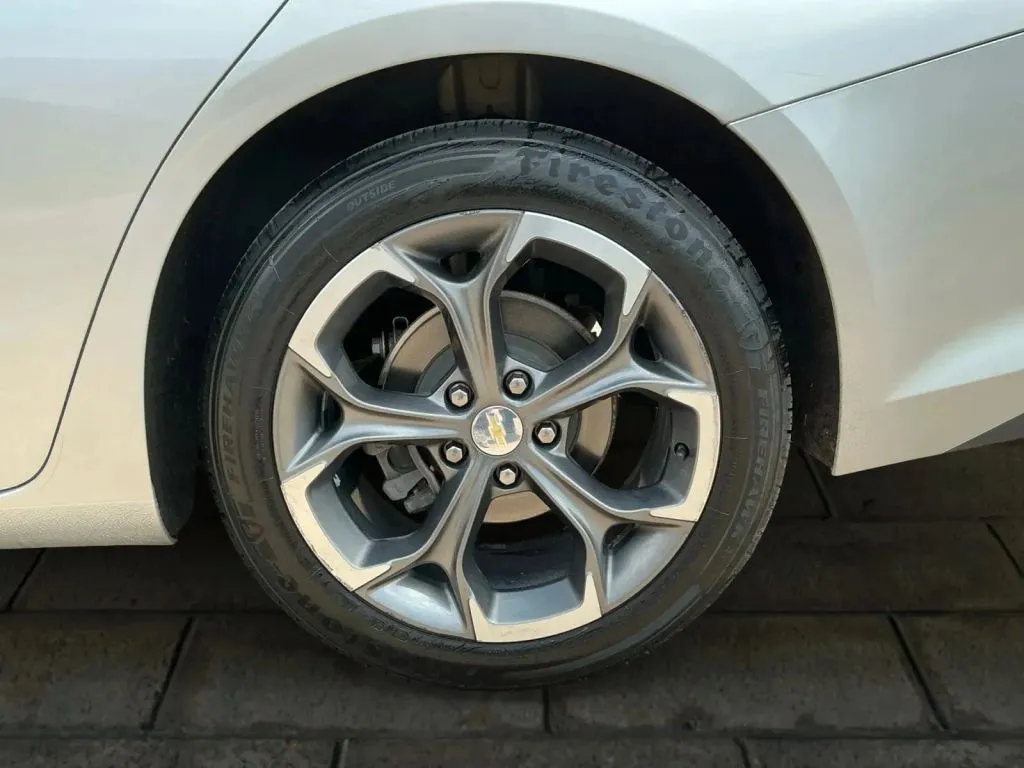Chevrolet Malibu photo 17