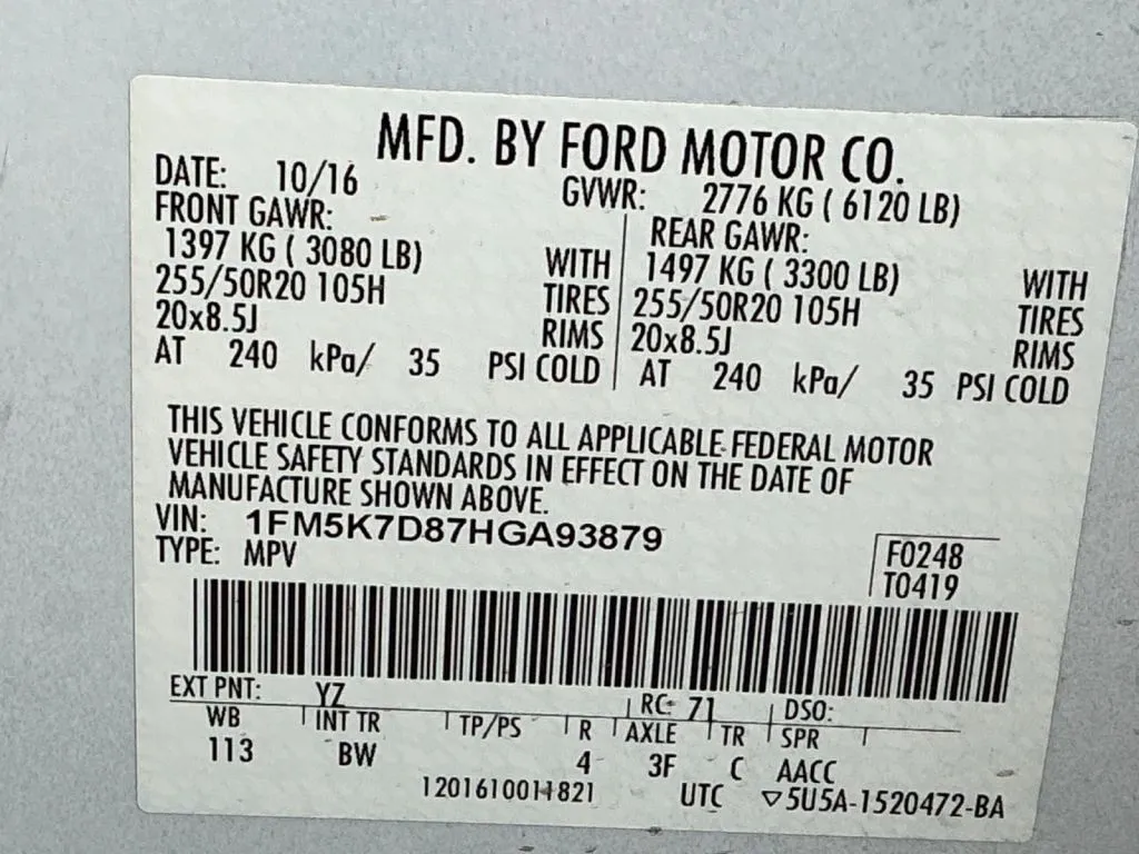 Ford Explorer photo 35