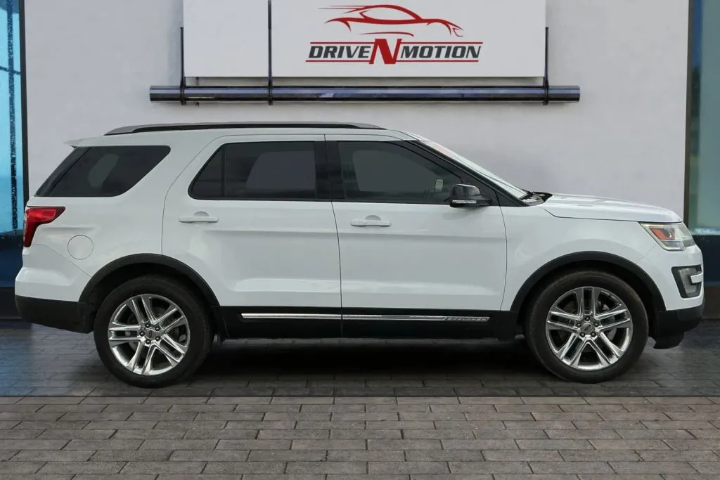 Another view of 2017 Ford Explorer XLT Sport Utility 4D for sale in Thornton, CO at Drive N-Motion Thornton