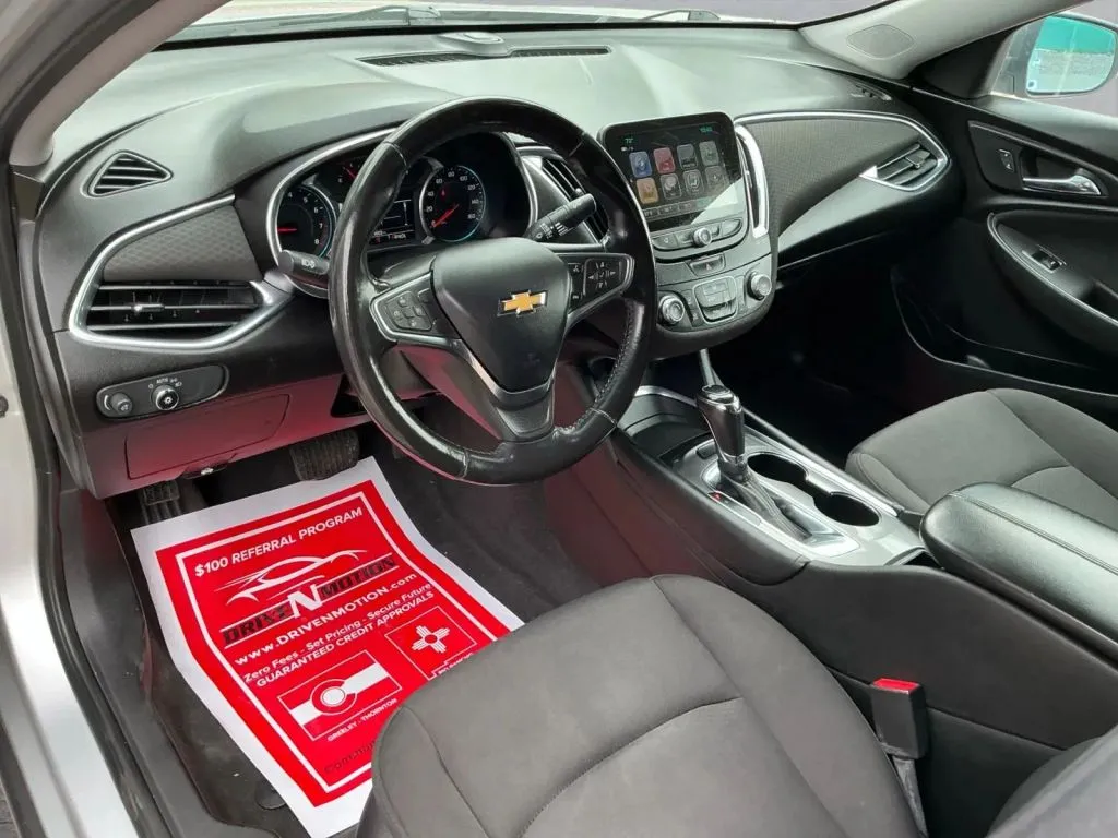 Chevrolet Malibu photo 12