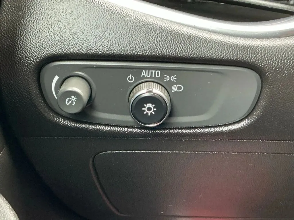 Chevrolet Malibu photo 32