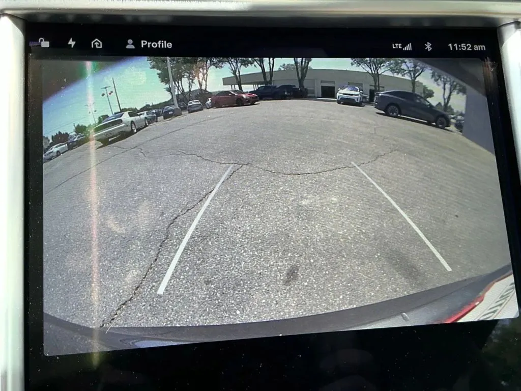 Tesla Model S photo 35