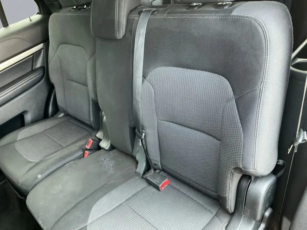 Ford Explorer photo 15
