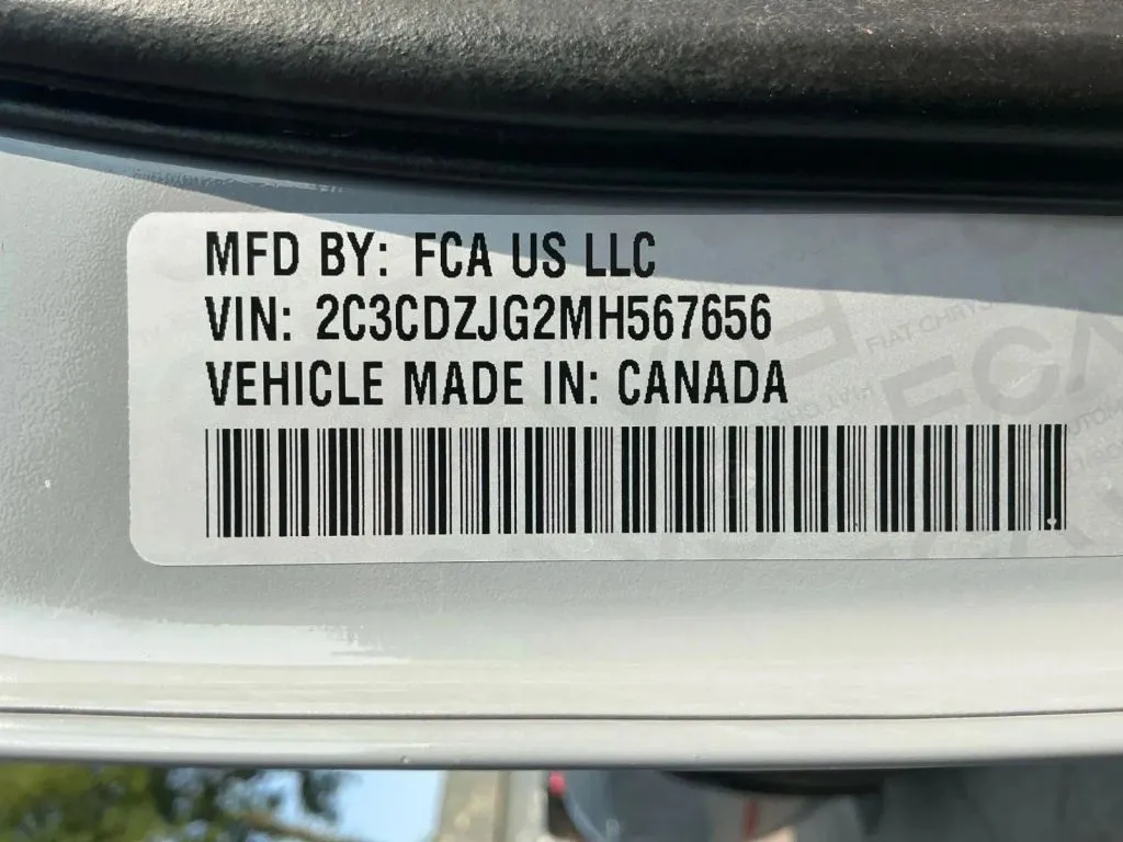 Dodge Challenger photo 36
