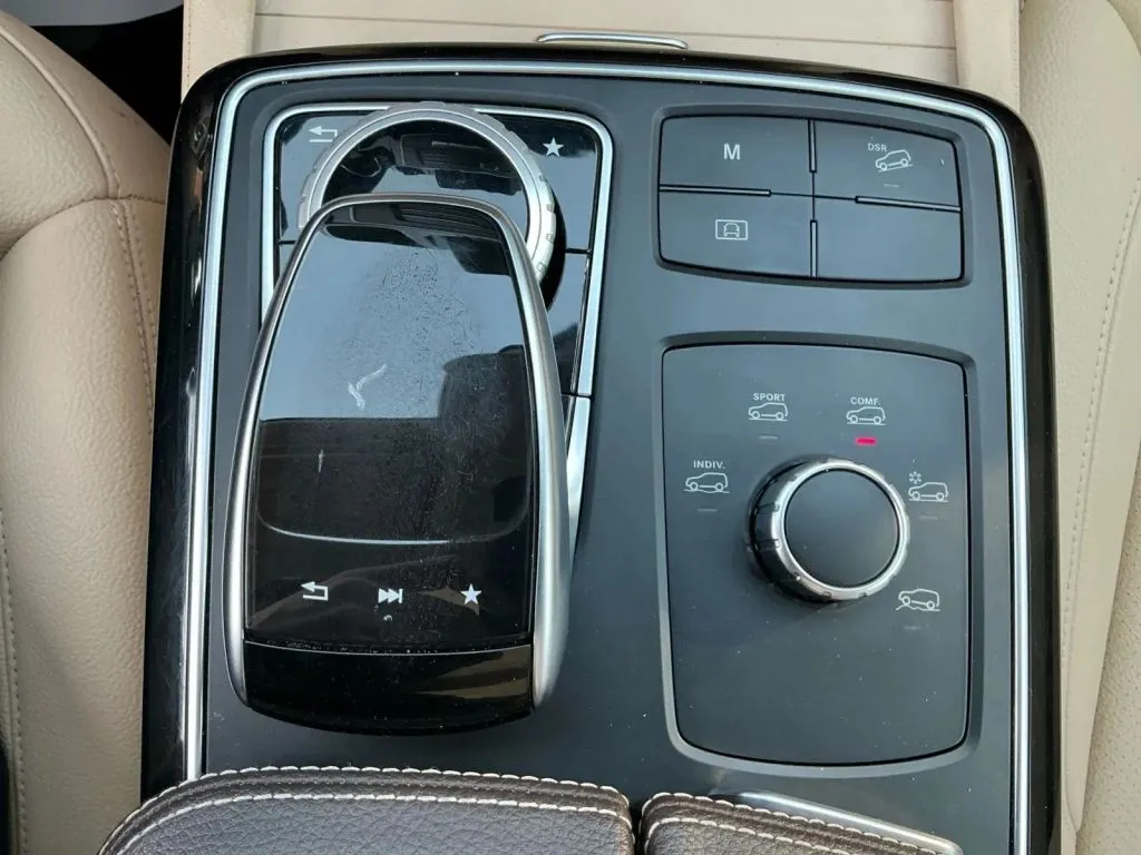 Mercedes-Benz GLE photo 36