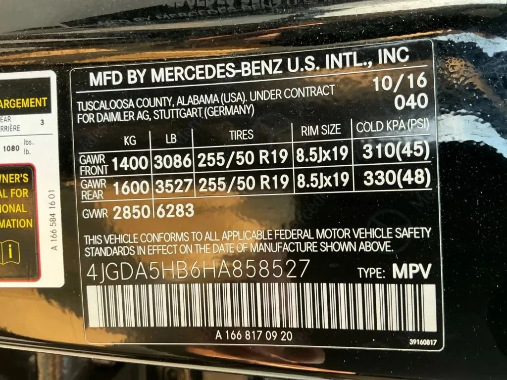 Mercedes-Benz GLE photo 39