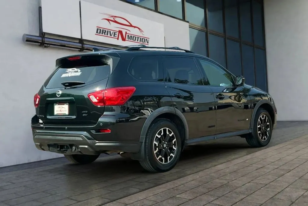 More photos of 2019 Nissan Pathfinder SV Sport Utility 4D at Drive N-Motion Thornton, CO