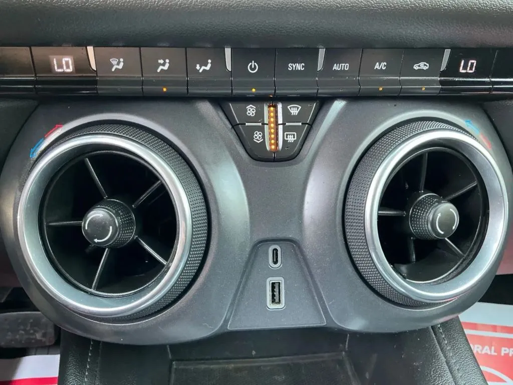 Chevrolet Blazer photo 32
