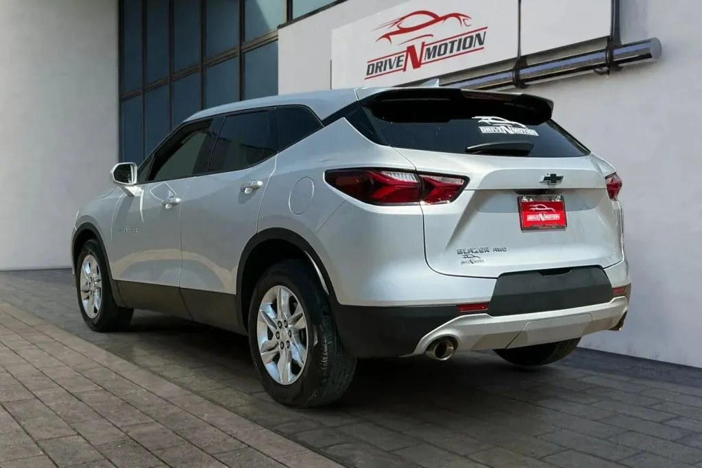 Chevrolet Blazer photo 6