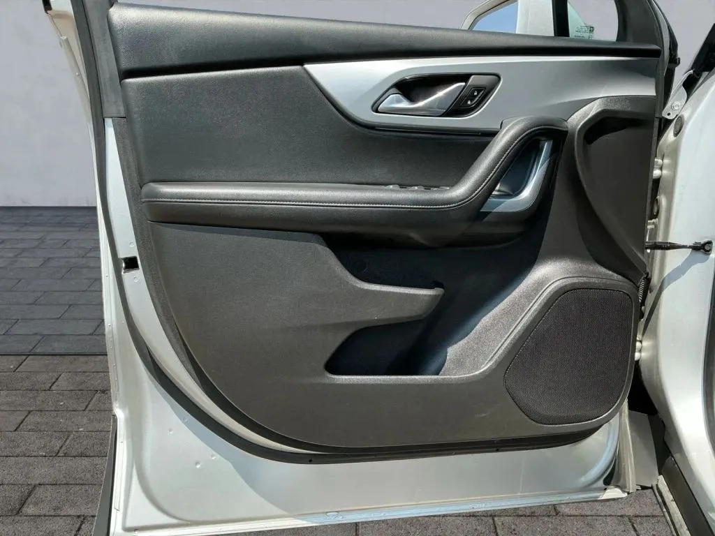 Chevrolet Blazer photo 10