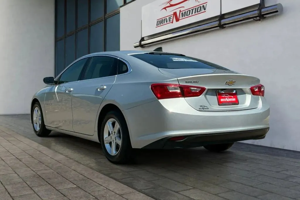 Chevrolet Malibu photo 6
