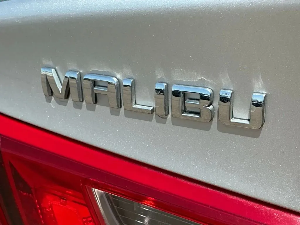 Chevrolet Malibu photo 12