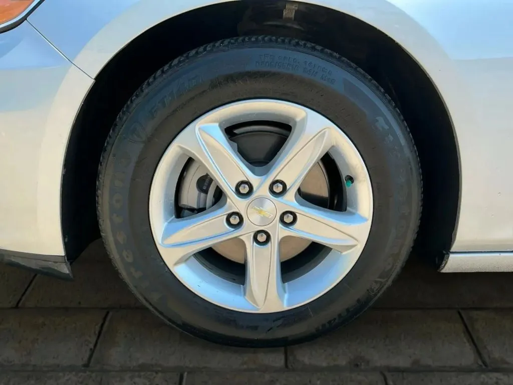 Chevrolet Malibu photo 15