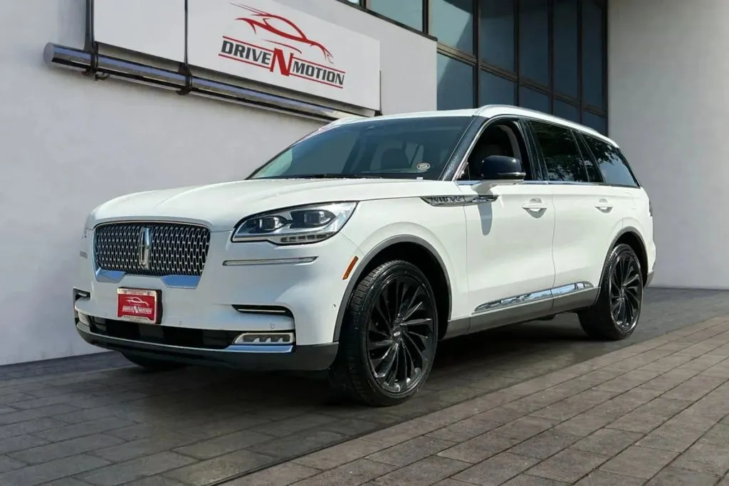 Lincoln Aviator photo 7