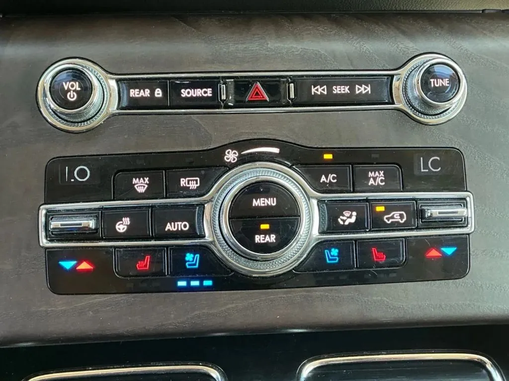 Lincoln Aviator photo 34