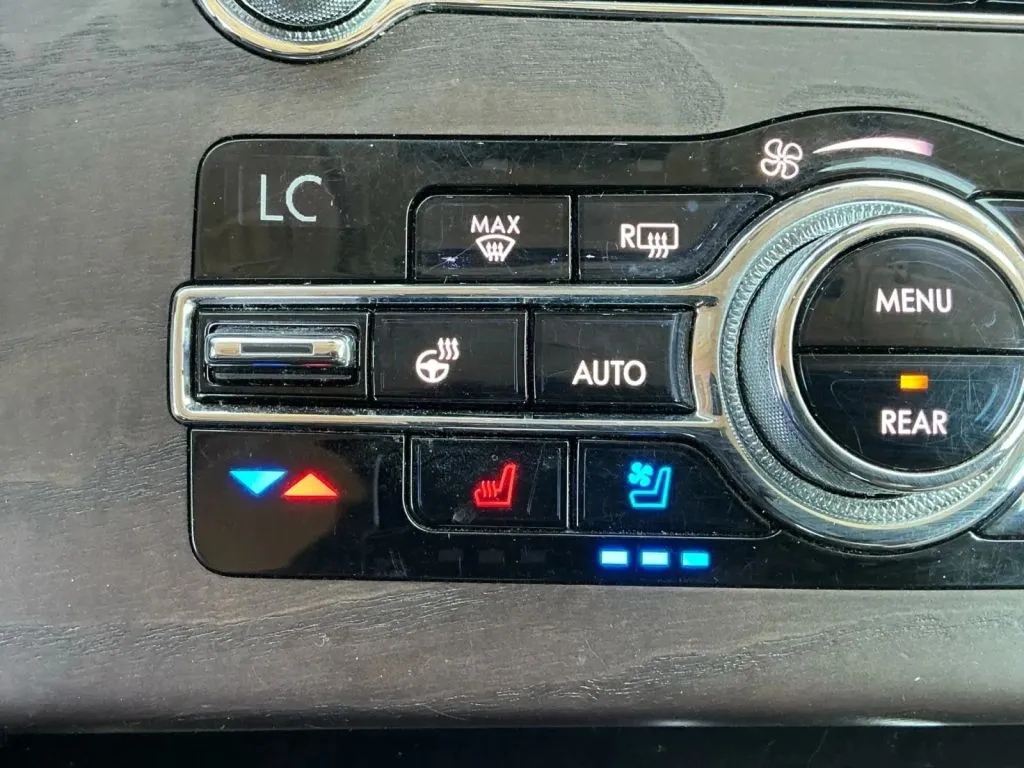 Lincoln Aviator photo 33