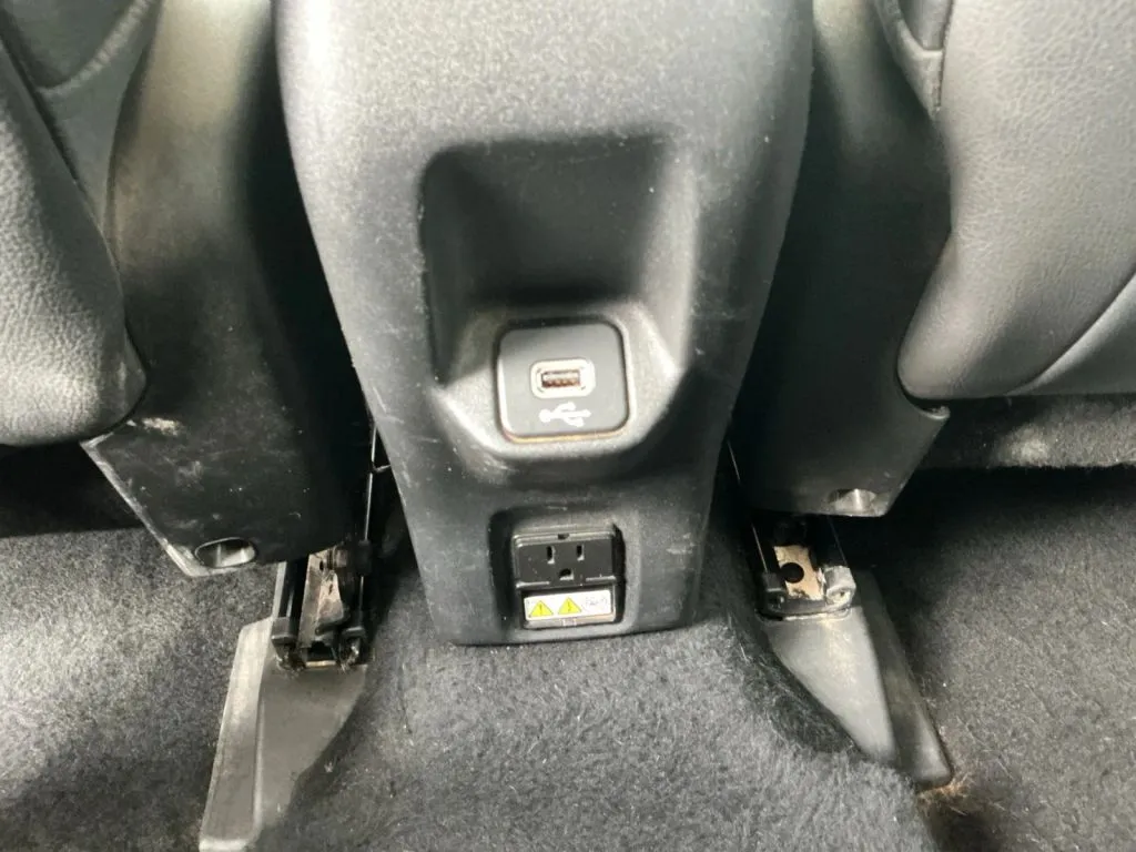 Jeep Renegade photo 33
