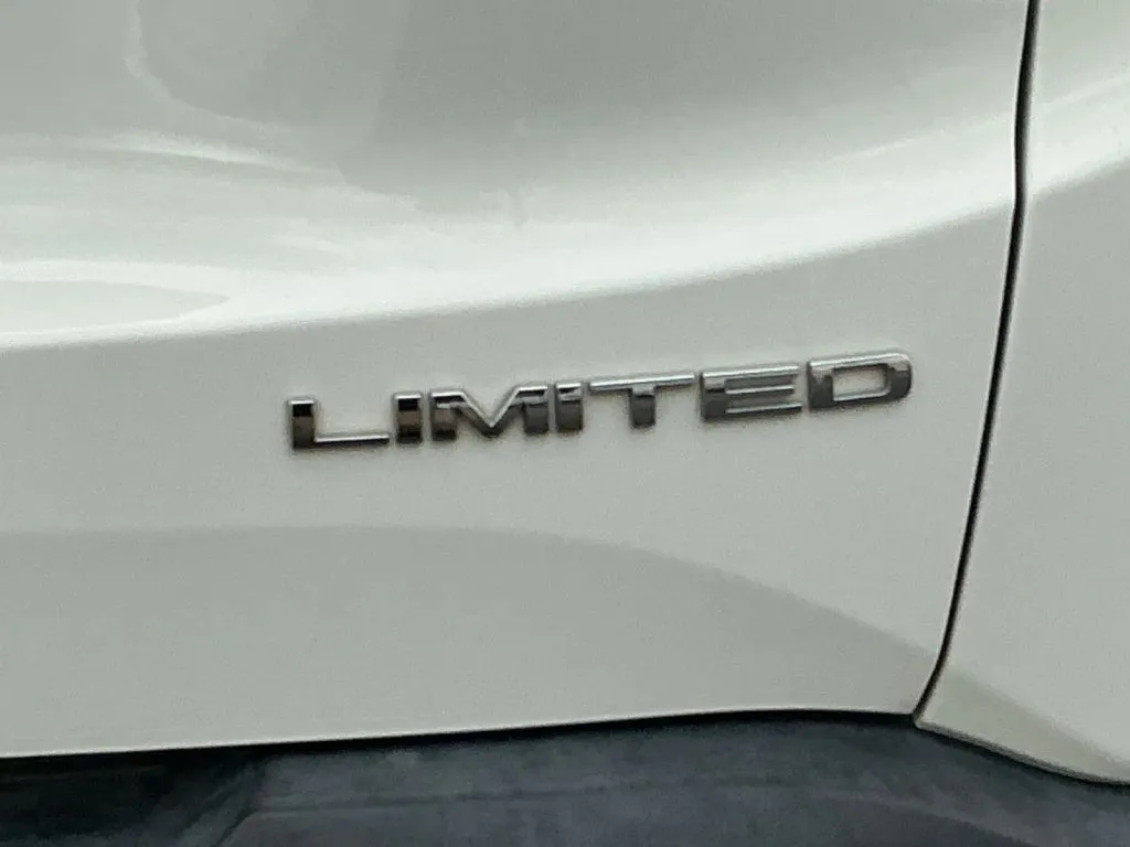 Jeep Renegade photo 16