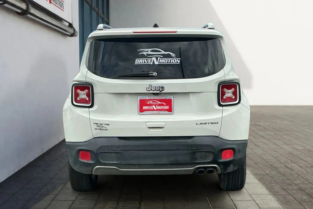 More photos of 2018 Jeep Renegade Limited Sport Utility 4D at Drive N-Motion Thornton, CO