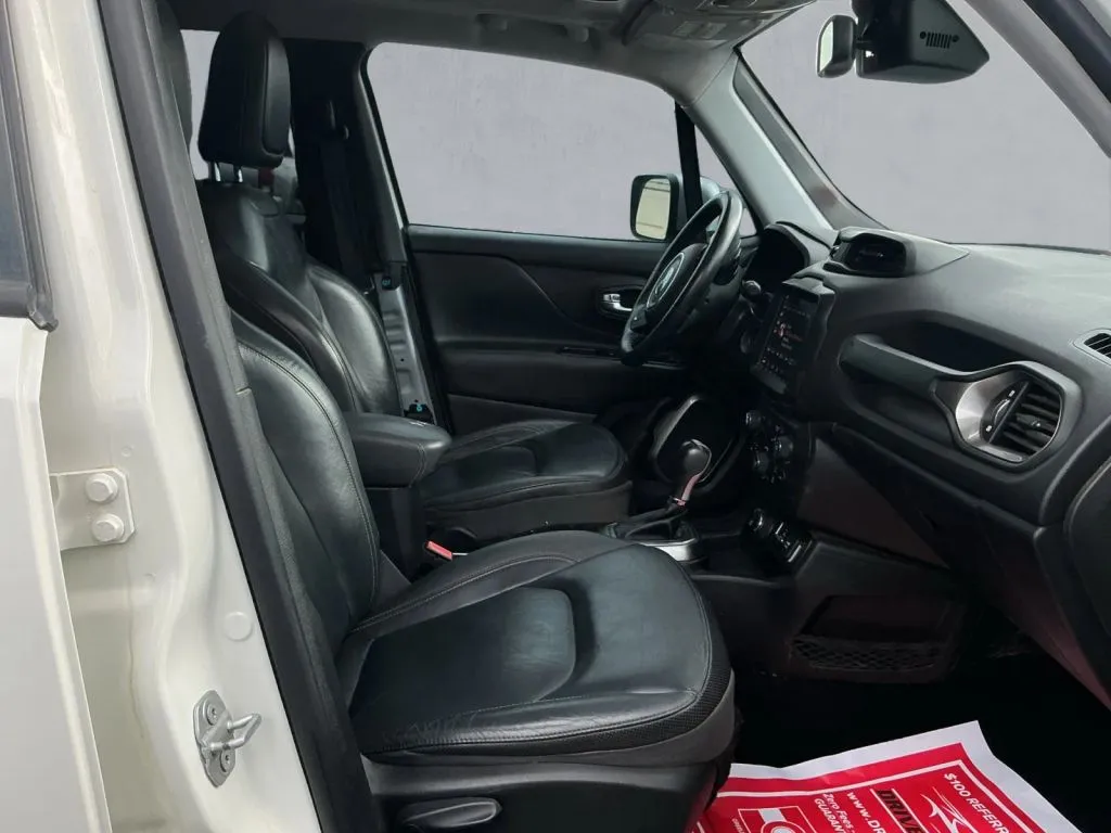 Jeep Renegade photo 19