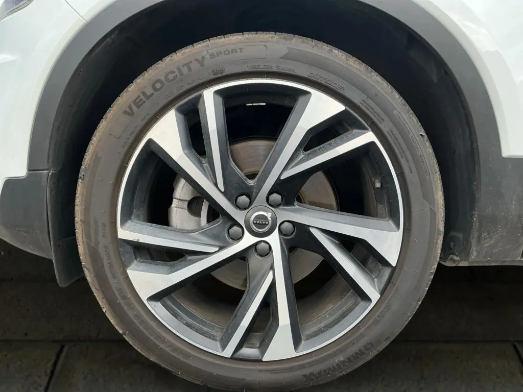 Volvo XC40 photo 24