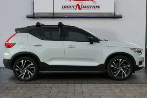 Another view of 2022 Volvo XC40 T5 R-Design Sport Utility 4D for sale in Thornton, CO at Drive N-Motion Thornton