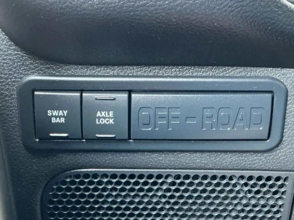 Jeep Wrangler photo 37