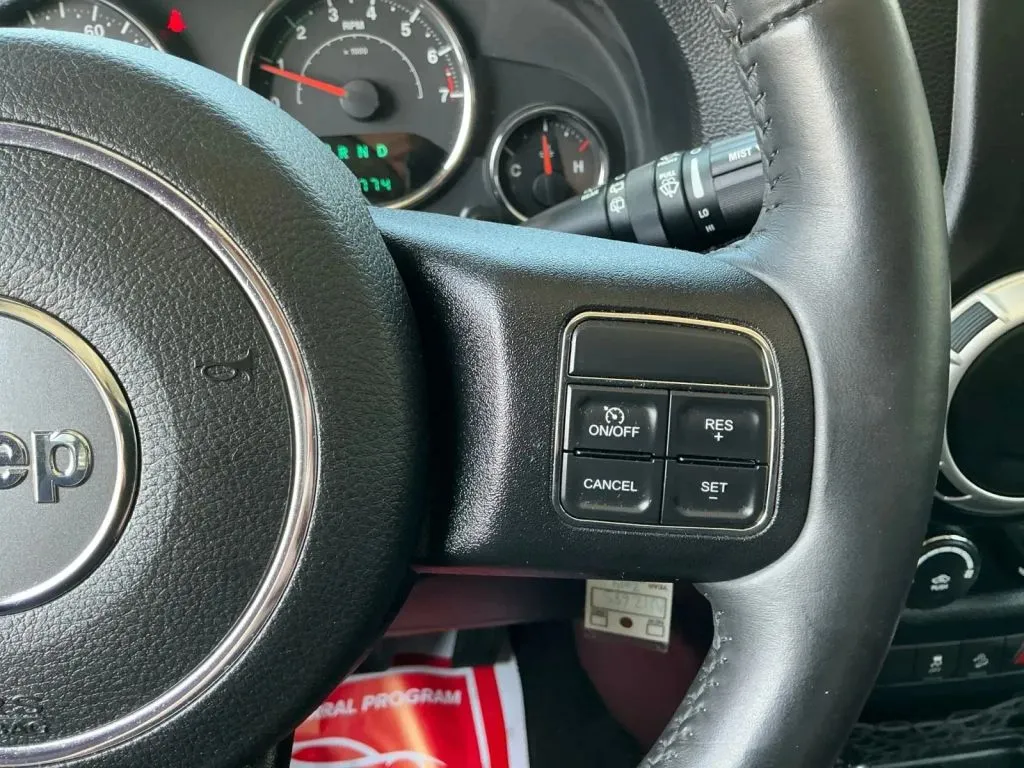 Jeep Wrangler photo 29