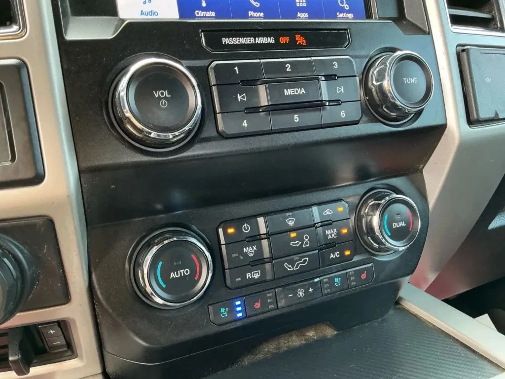 Ford F-150 photo 31