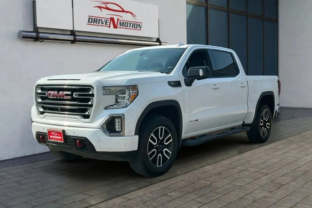 GMC Sierra photo 7