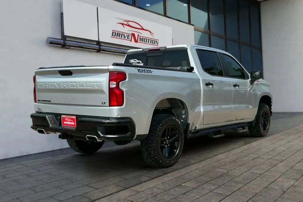More photos of 2020 Chevrolet Silverado 1500 Crew Cab LT Trail Boss Pickup 4D 5 3/4 ft at Drive N-Motion Thornton, CO
