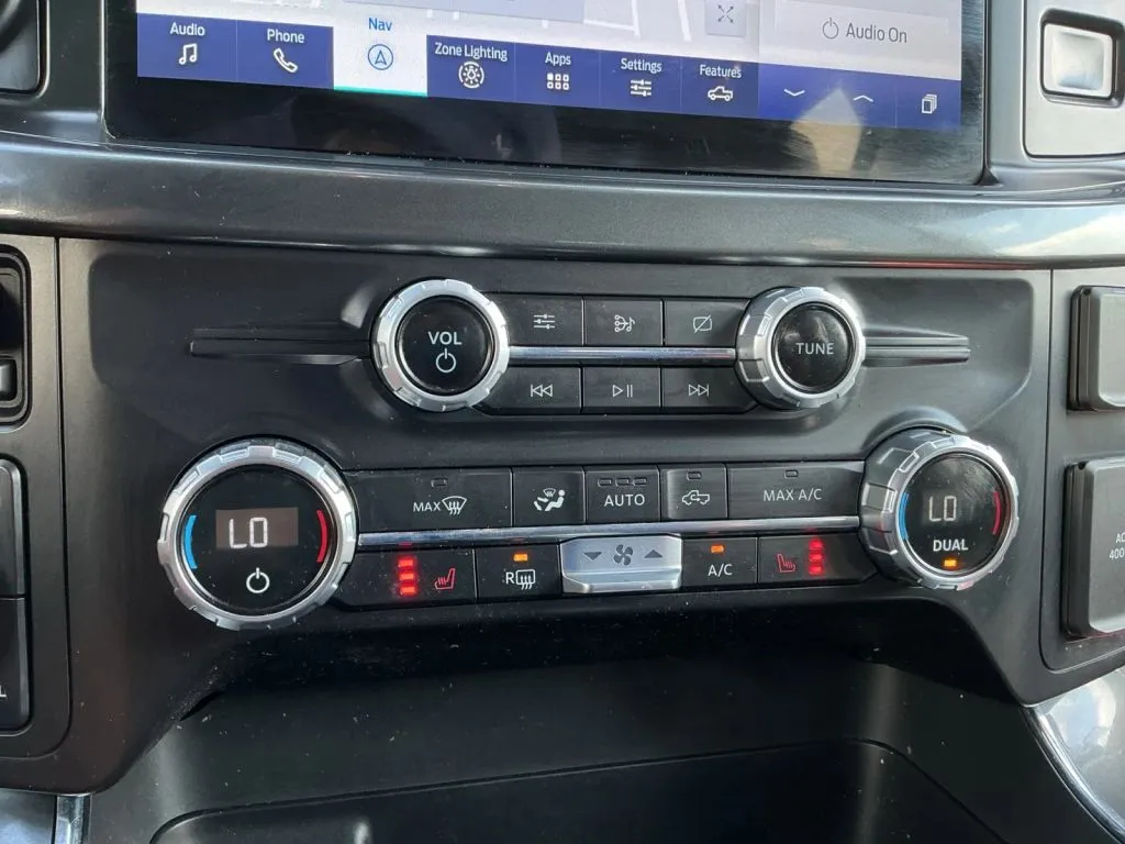 Ford F-150 photo 32