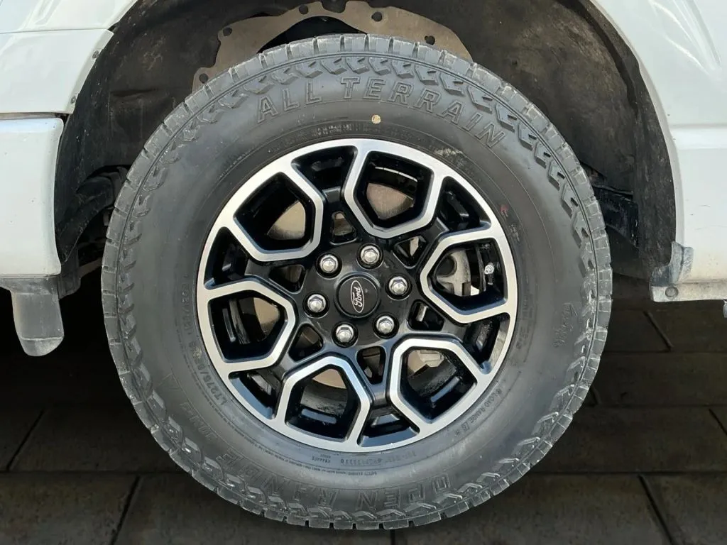 Ford F-150 photo 24